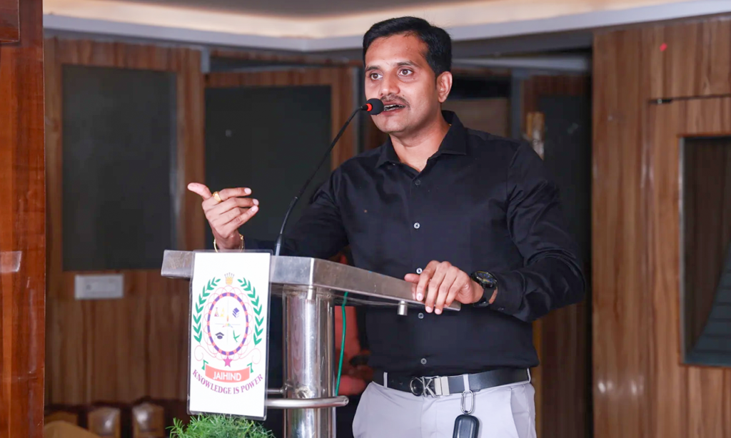 Exploring the Future of Education in the Digital Age